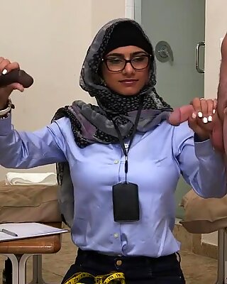 Arab Ab Anyukák Big Segg és Kívánós Fekete Vs White, az ÉL Ultimate Faj Challenge.